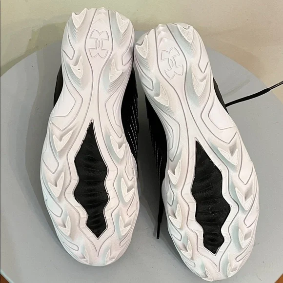 NWB Under Armour Harper 9 RM Black and White Cleats with Gold Detail - Picture 8 of 8